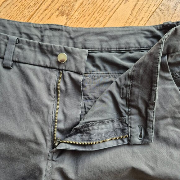 Lululemon Men's Commission shorts Gray 34" - Picture 7 of 15
